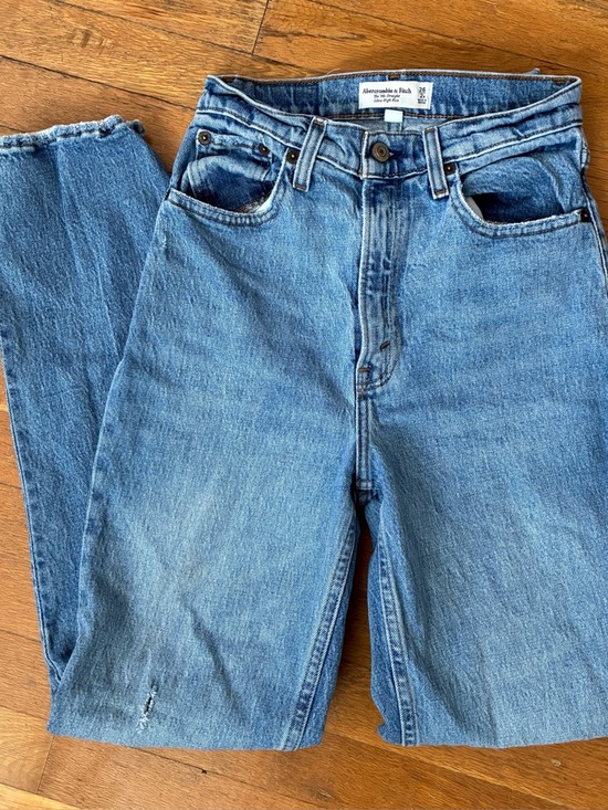 Abercrombie & Fitch Denim - A&F Curve Love 90s Straight Jeans